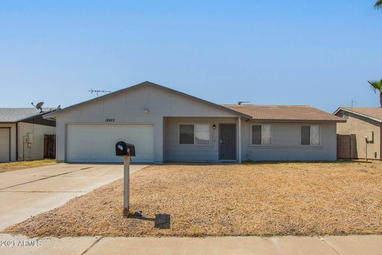 18422 31ST Avenue - Photo 1