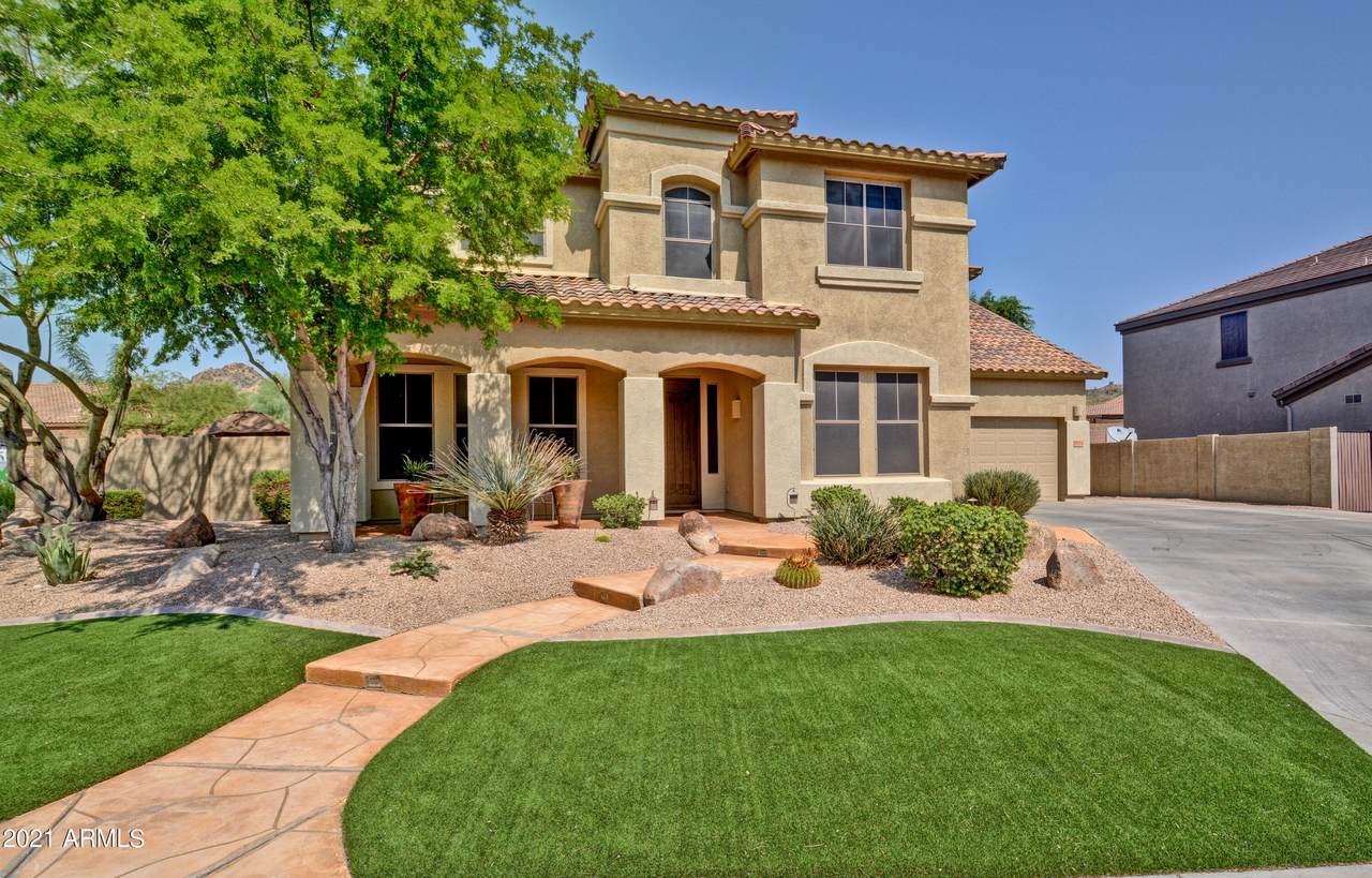 8374 Rosewood Lane - Photo 1