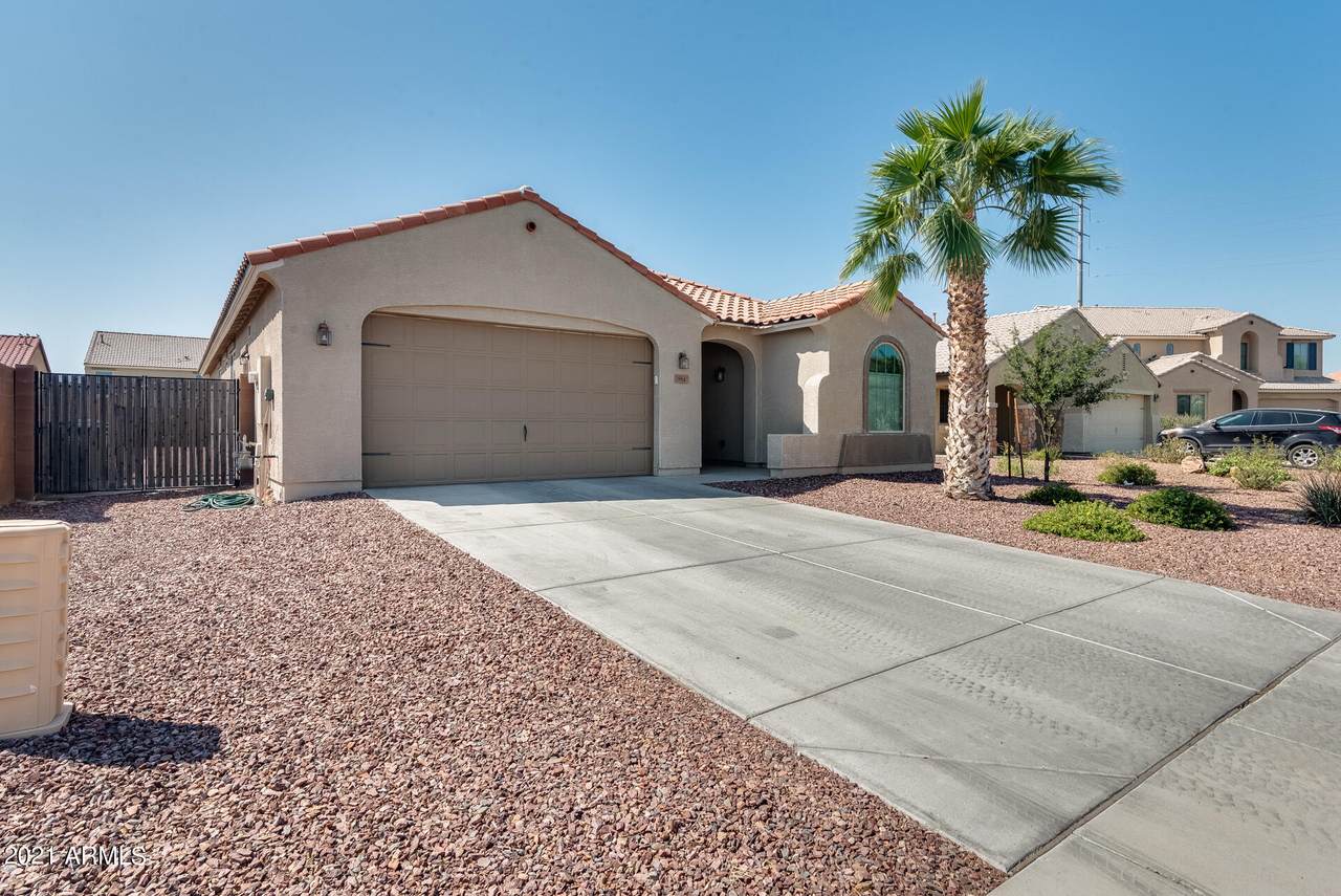 18647 Vogel Avenue - Photo 1