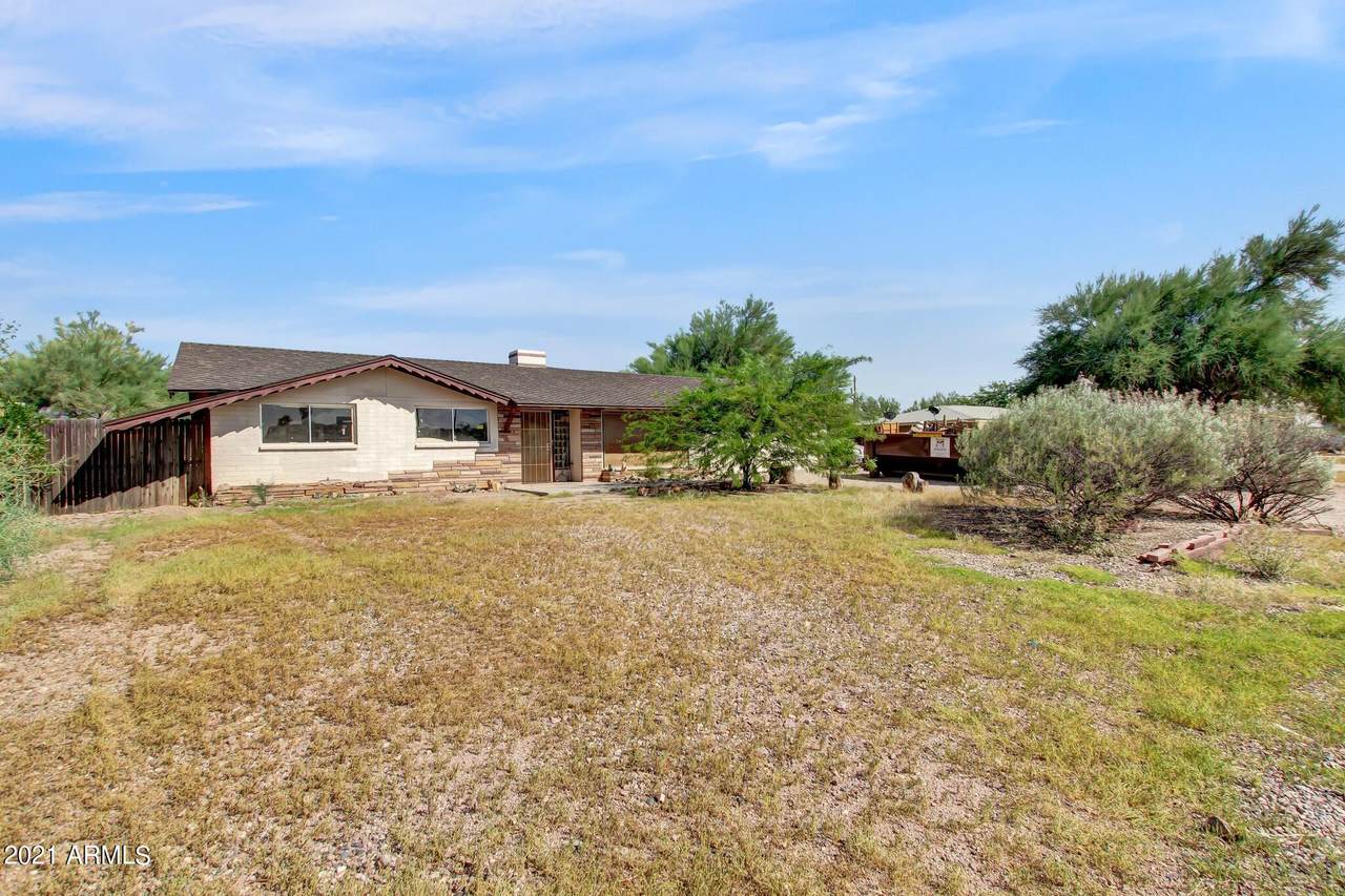 289 Thunderbird Drive - Photo 1