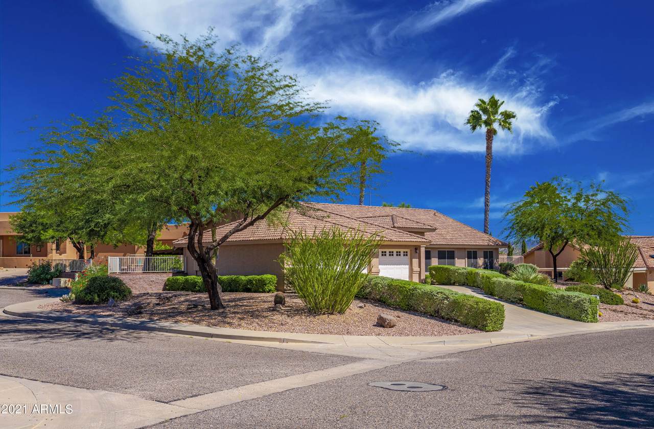 880 Santa Fe Drive - Photo 1