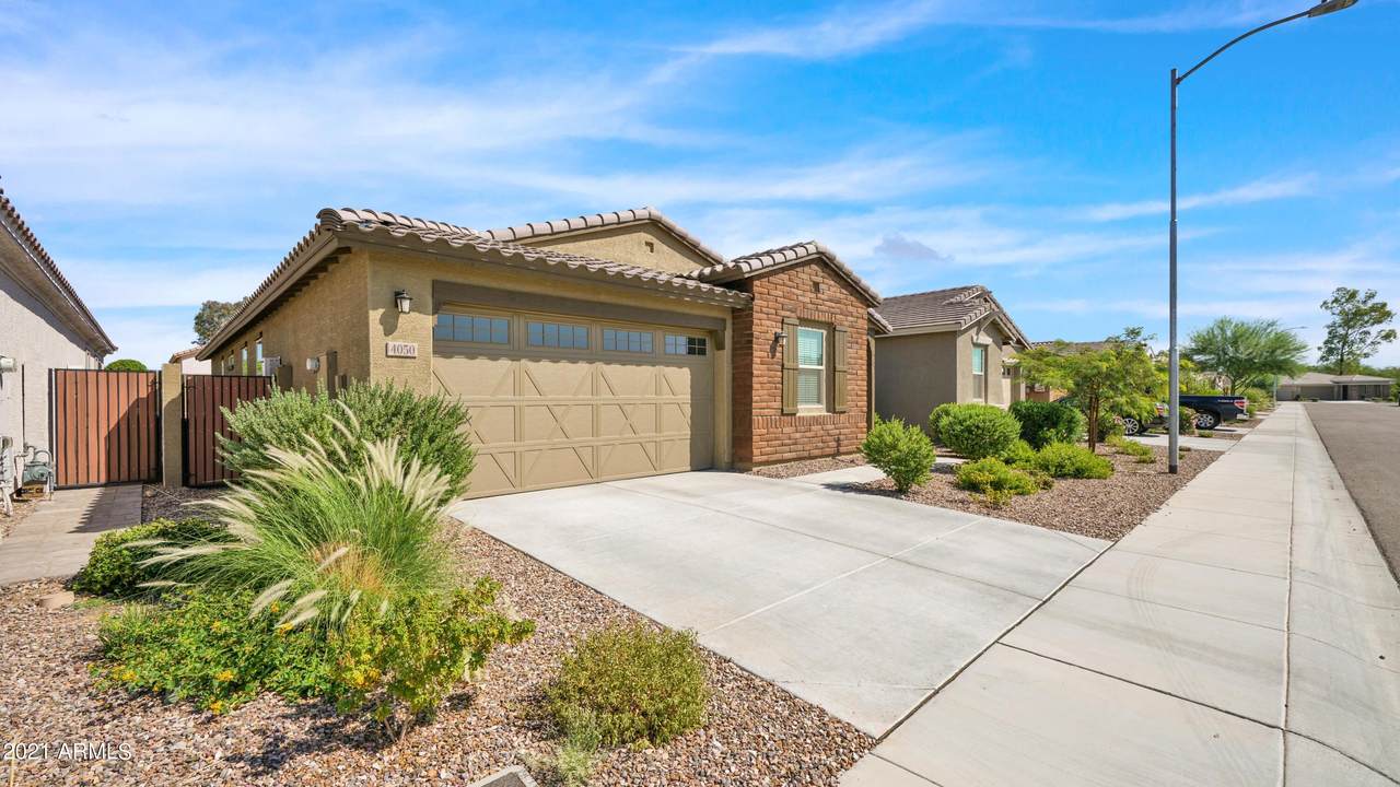 4050 Ross Avenue - Photo 1