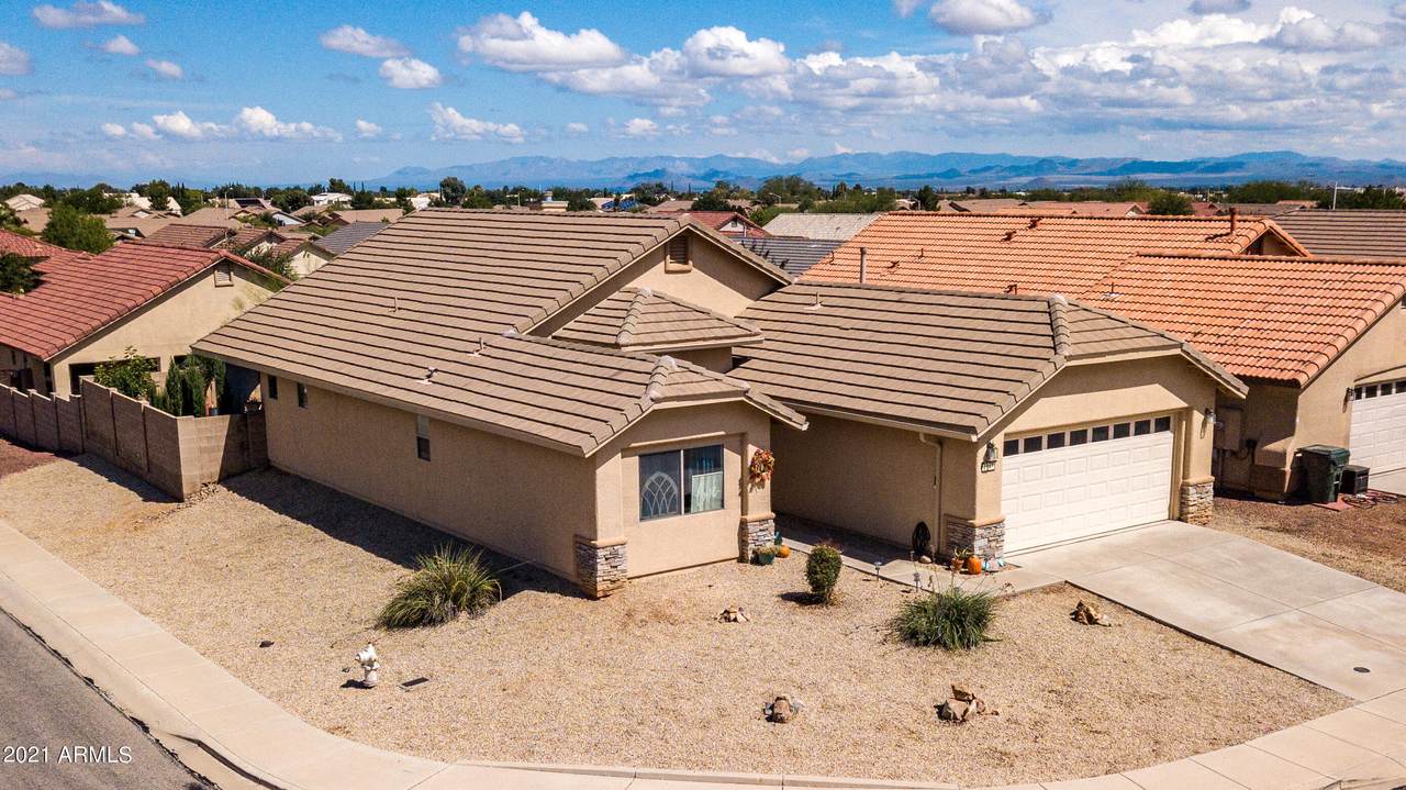 1947 Thunder Meadows Drive - Photo 1