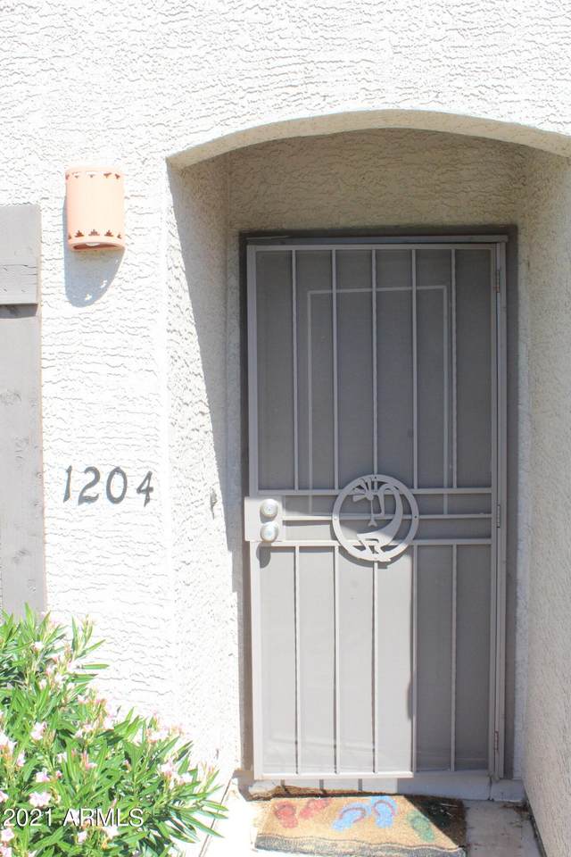 1961 Hartford Street - Photo 1