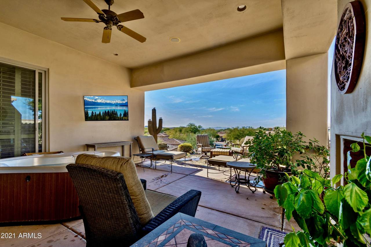 3026 Lookout Ridge - Photo 1