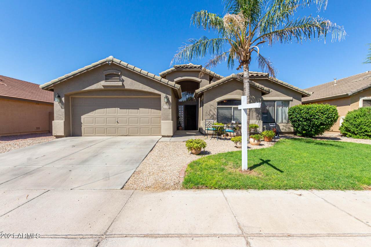 43212 Sunland Drive - Photo 1