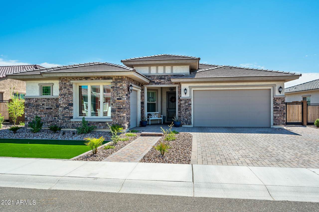 3257 Pike Street - Photo 1