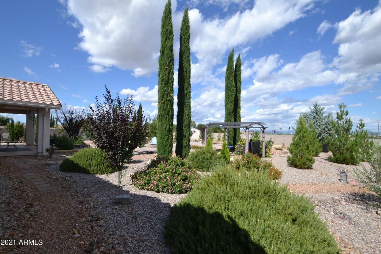 4027 Comanche Drive - Photo 1