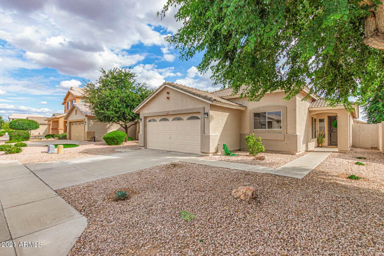 9727 Knowles Avenue - Photo 1