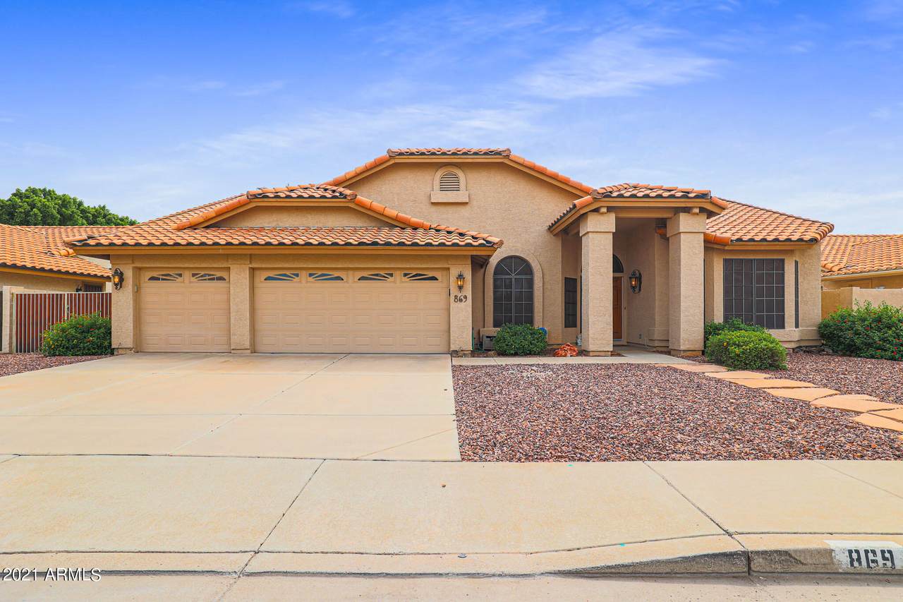 869 Emerald Island Drive - Photo 1