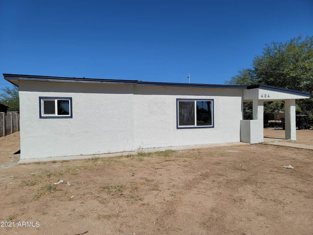 404 8TH Street - Photo 1