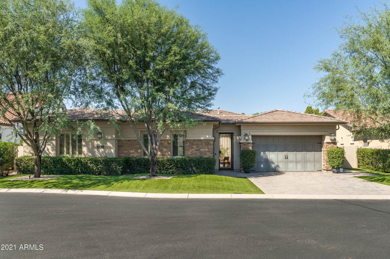 7648 Solano Drive - Photo 1