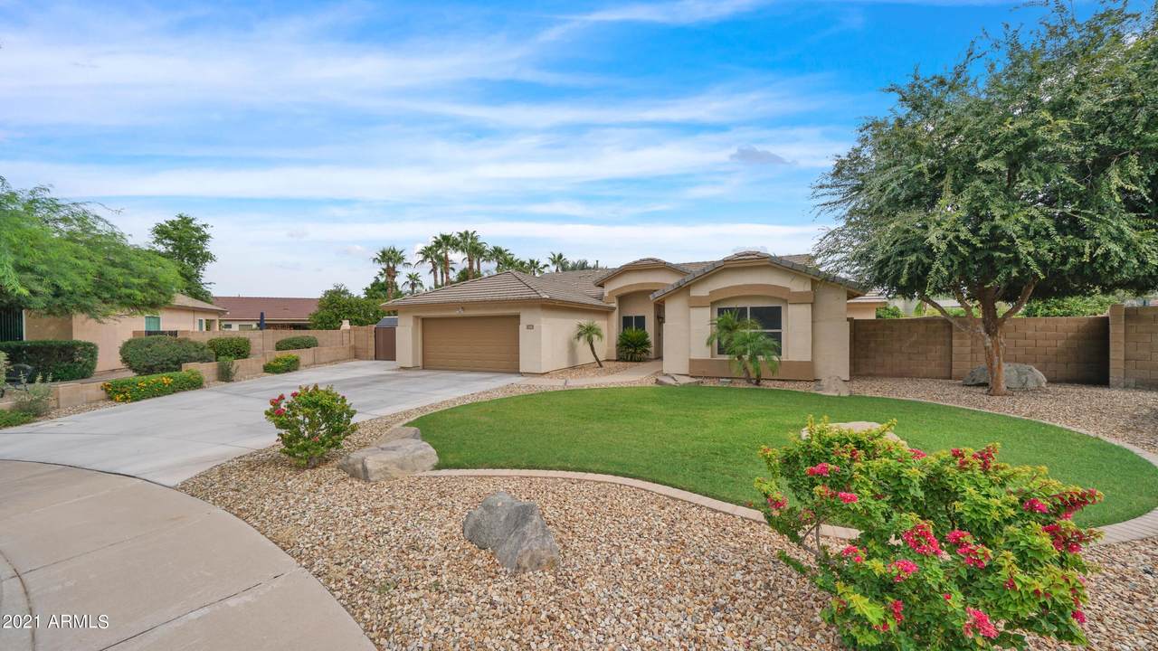 328 Liberty Lane - Photo 1