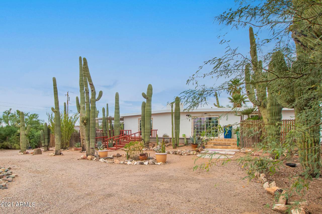 714 Cortez Road - Photo 1