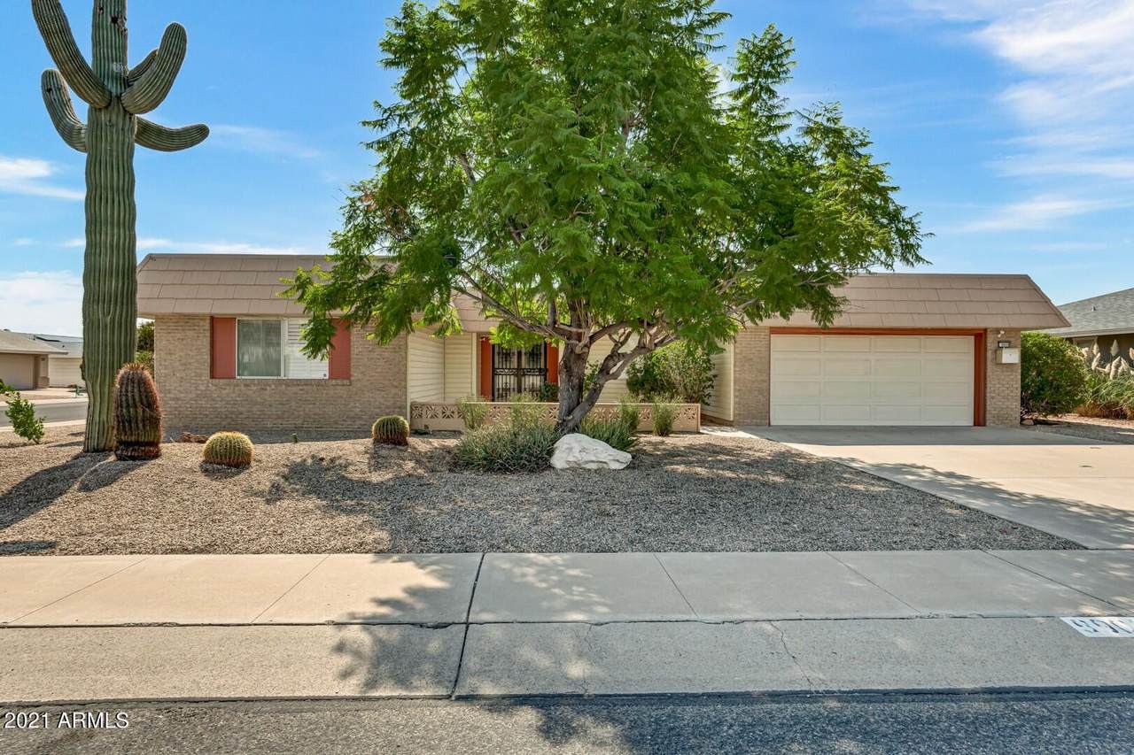 9909 Oak Ridge Drive - Photo 1