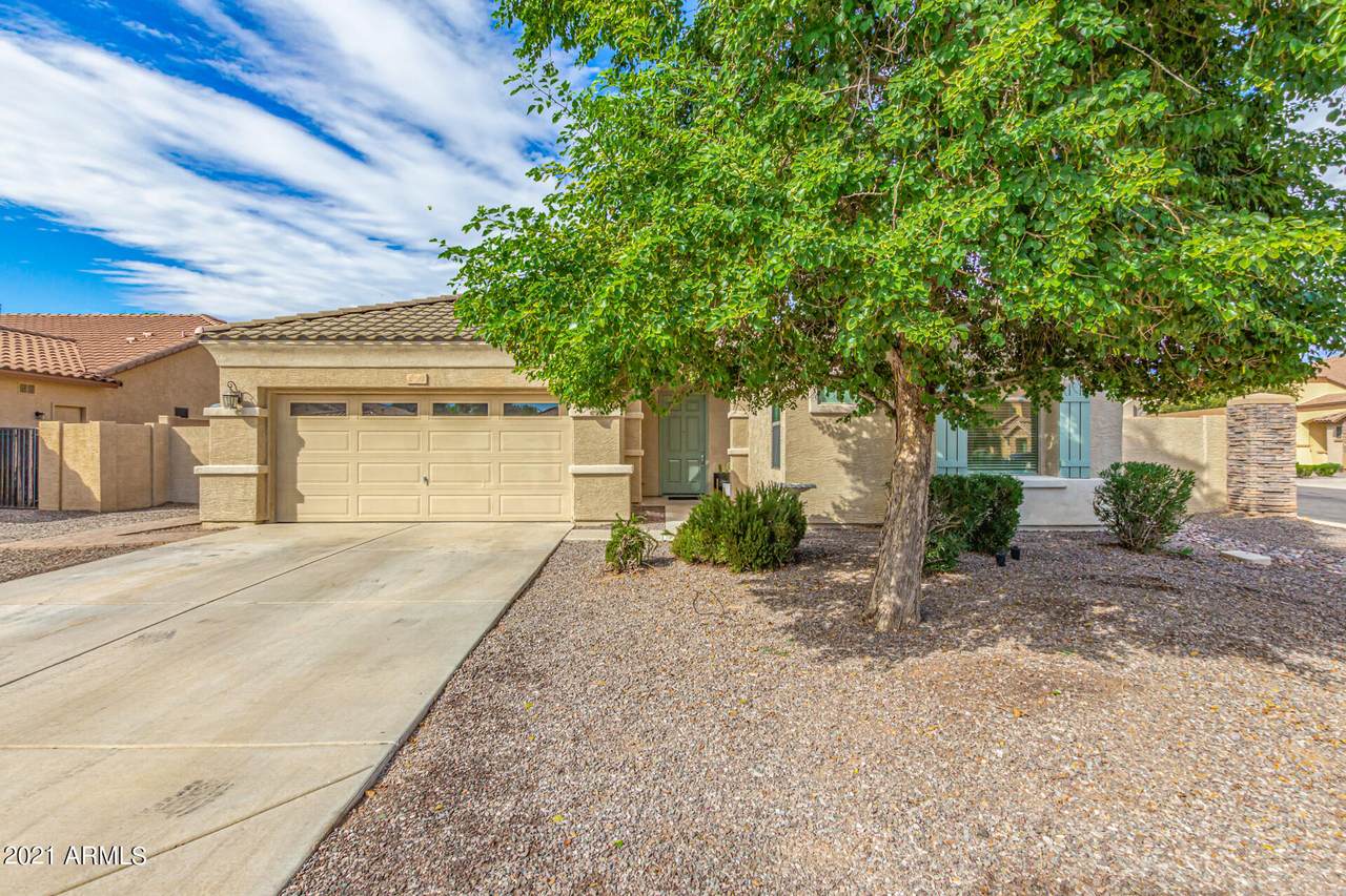2092 Jade Drive - Photo 1