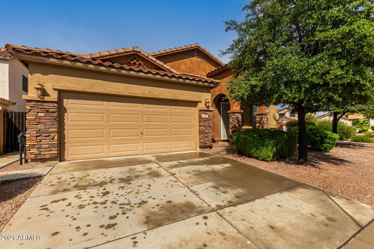 3256 Cowboy Cove Trail - Photo 1