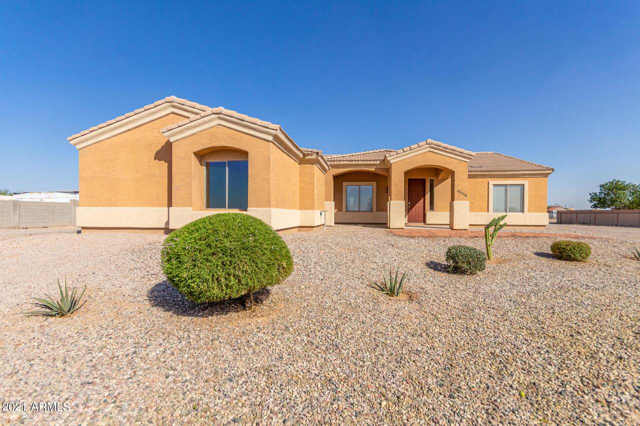 35948 Weldon Avenue - Photo 1
