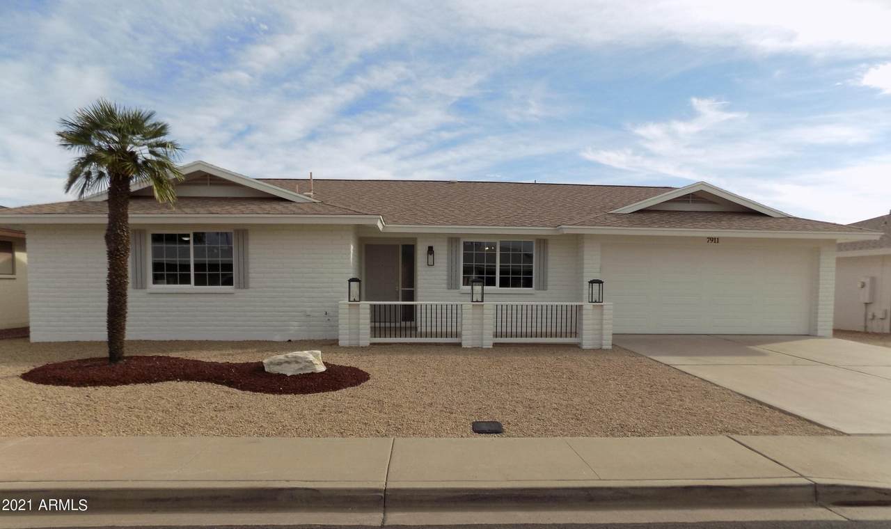 7911 Lindner Avenue - Photo 1
