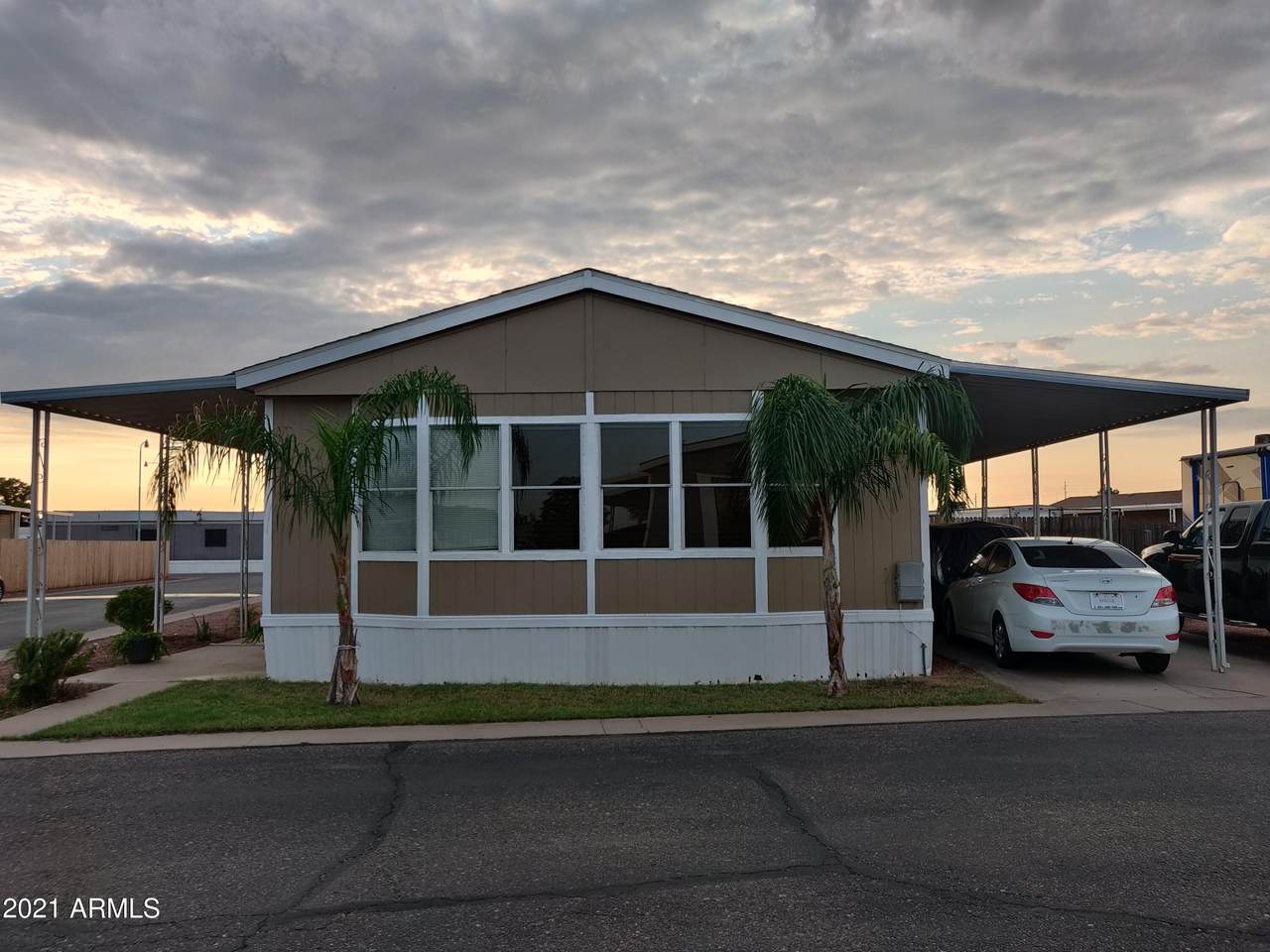 8427 Glendale Avenue - Photo 1