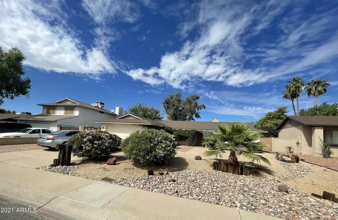 2444 Hearn Road - Photo 1