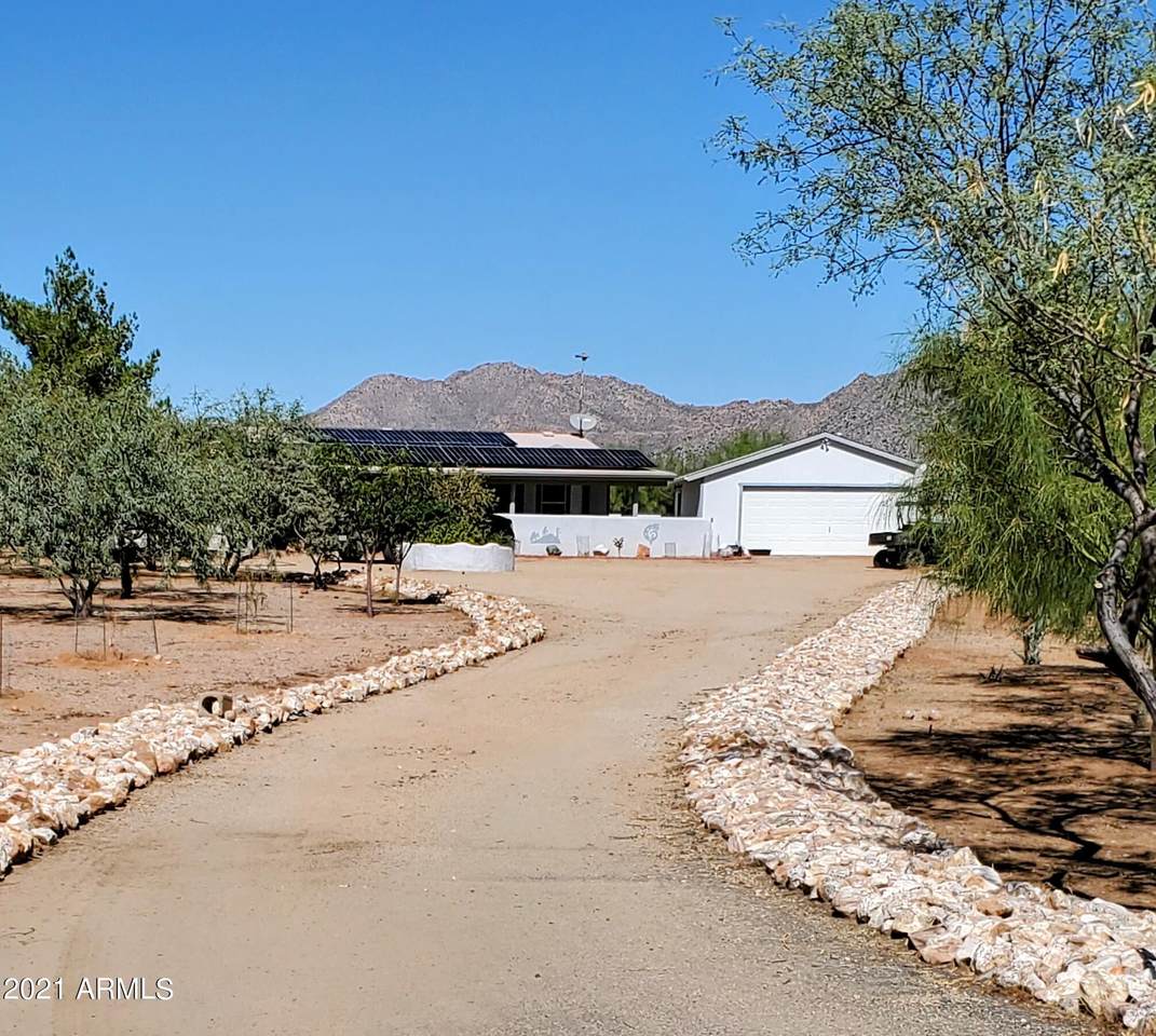 23360 Staghorn Lane - Photo 1