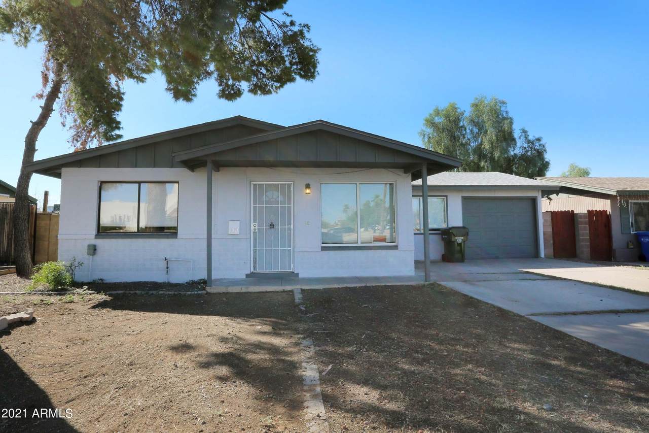 3231 Greenway Road - Photo 1