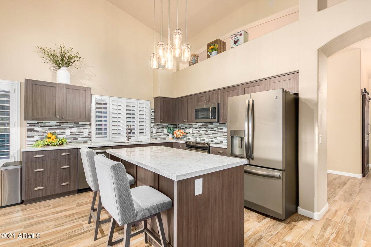 16652 14TH Street - Photo 1