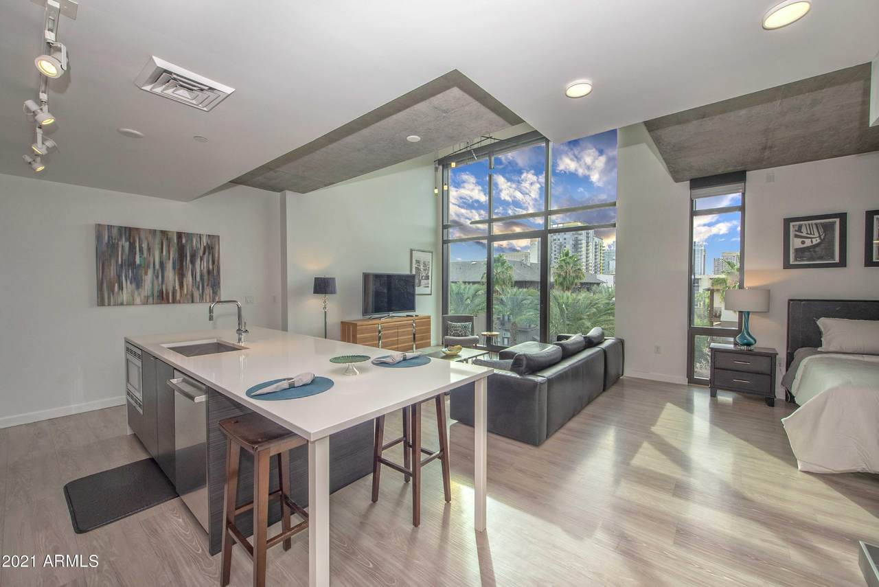 100 Portland Street - Photo 1