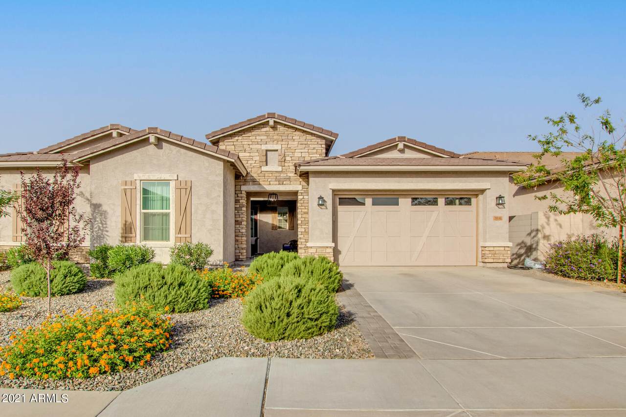 5032 190TH Drive - Photo 1
