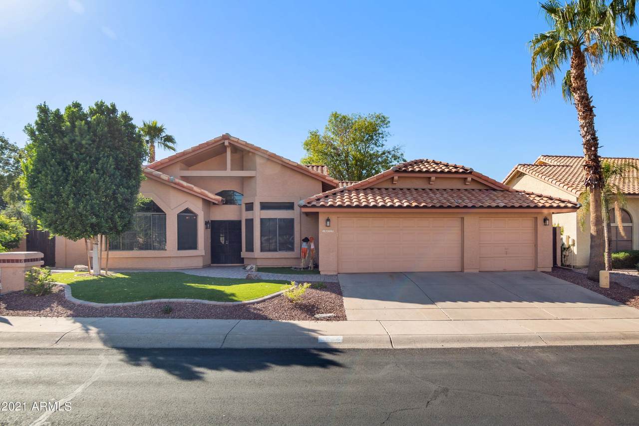 1032 Lagoon Drive - Photo 1