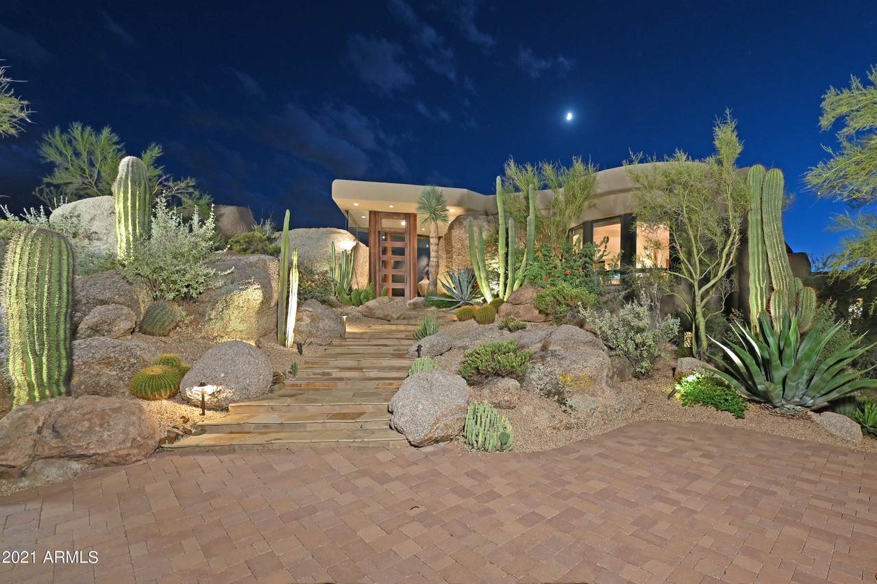 2018 Smoketree Drive - Photo 1