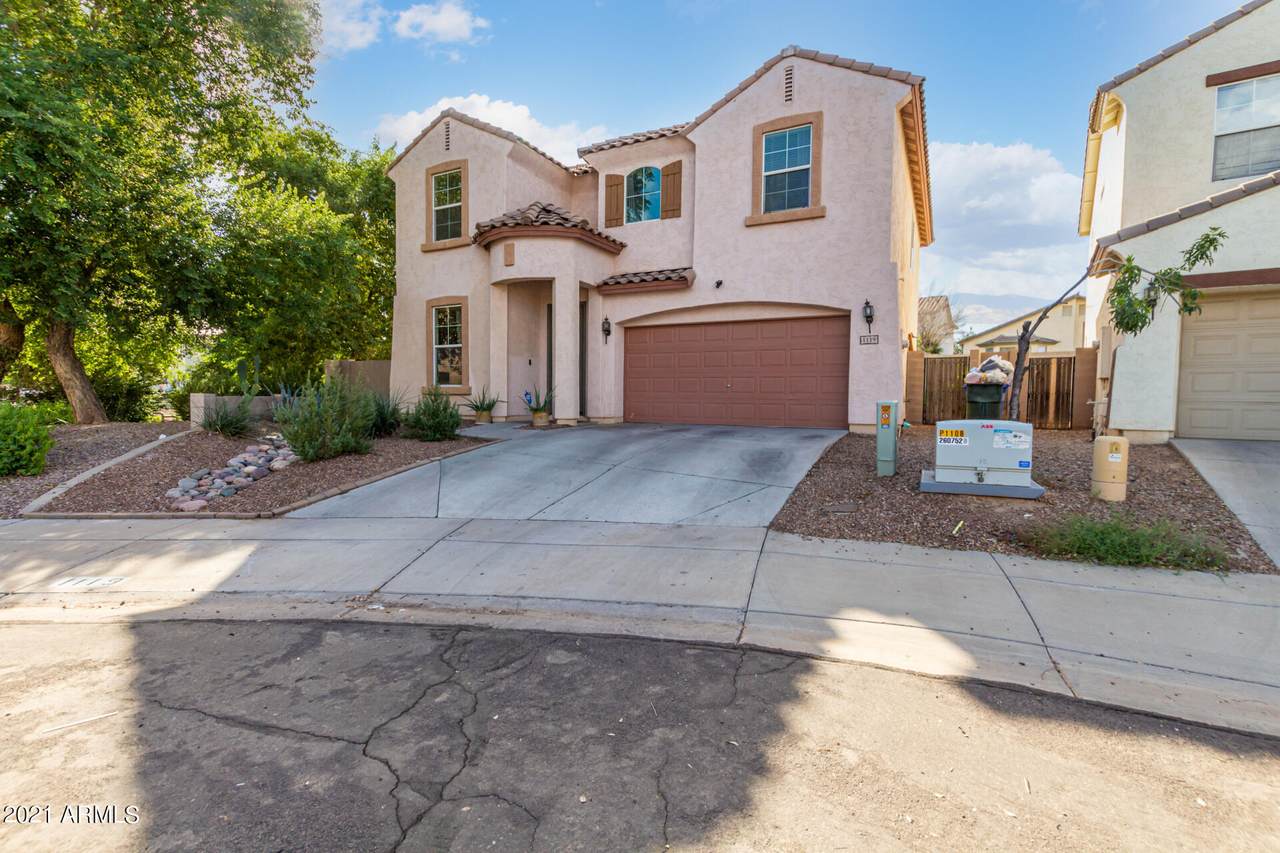 1119 Sunland Avenue - Photo 1