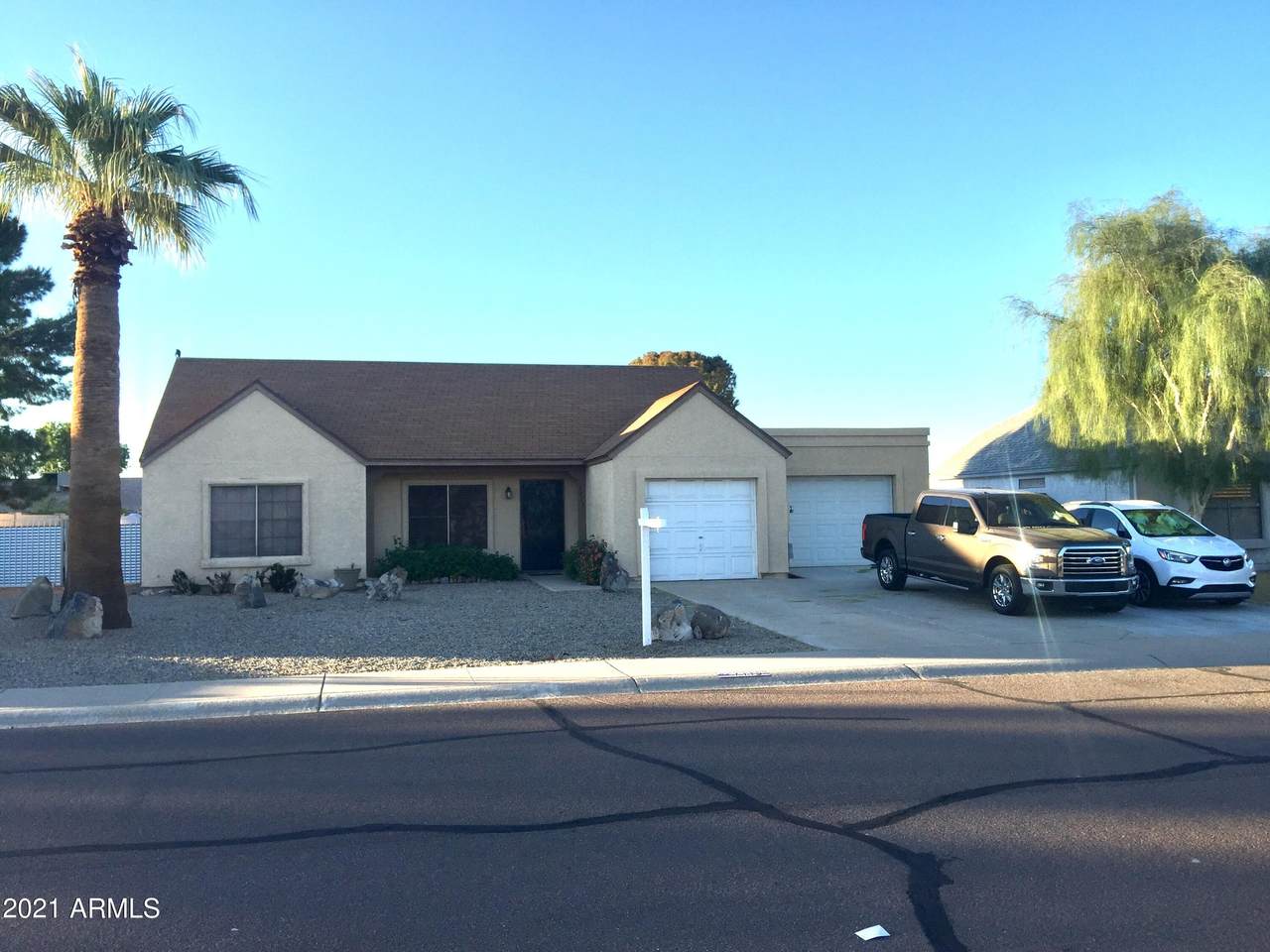 7115 Yucca Street - Photo 1