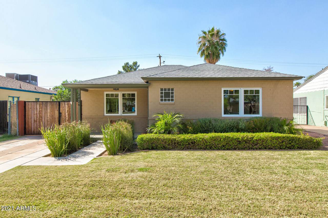 2026 Laurel Avenue - Photo 1