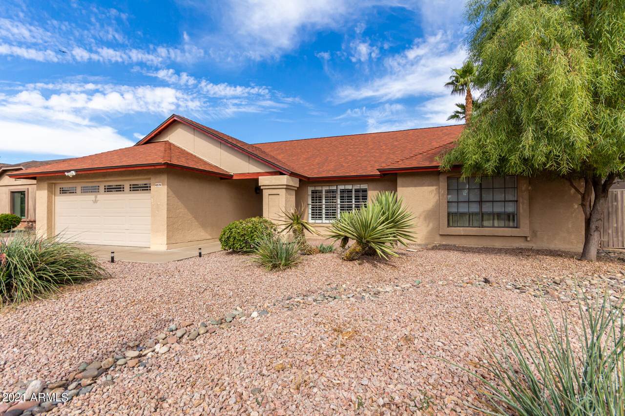 4326 Greenway Lane - Photo 1