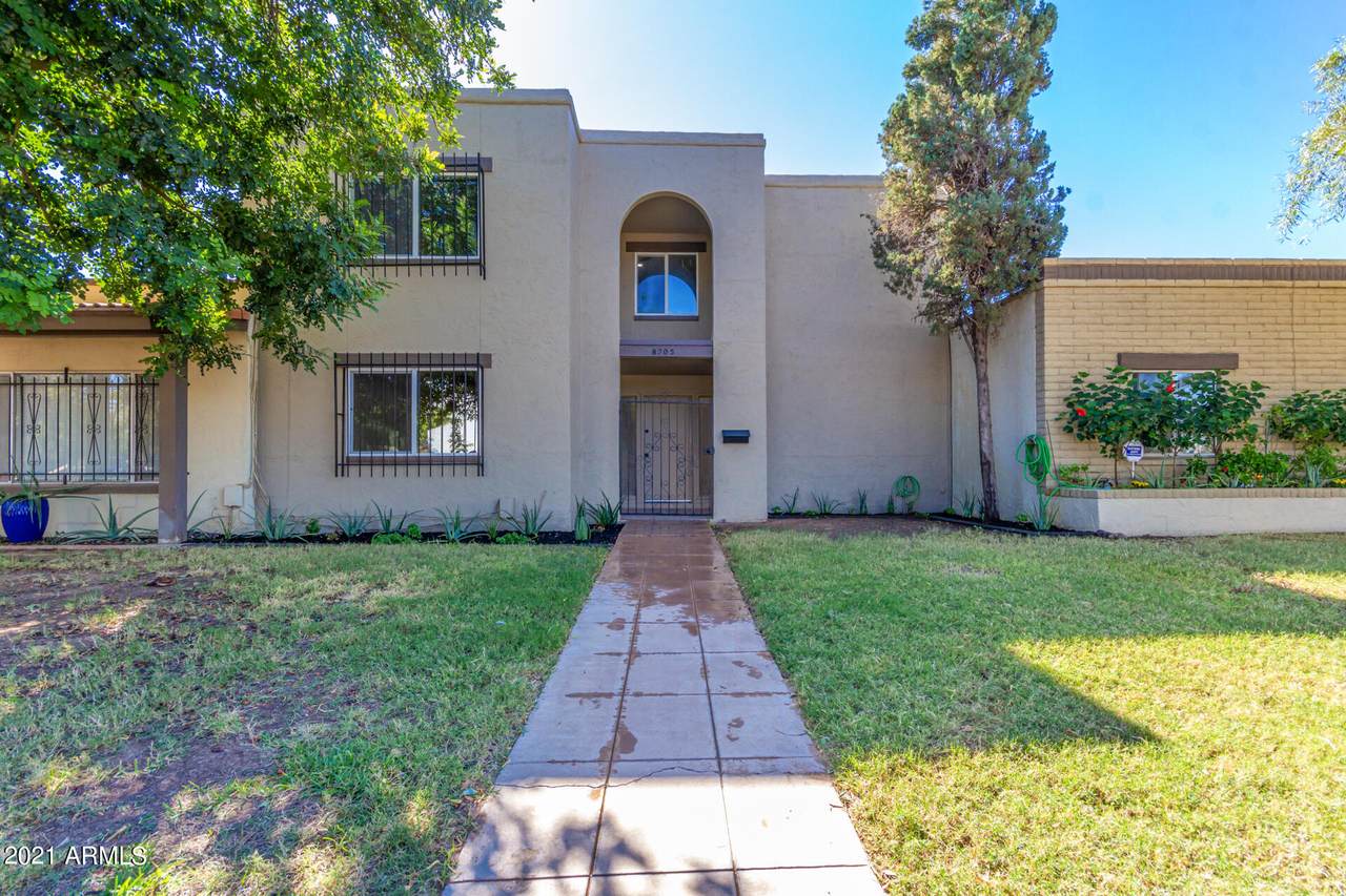 8205 Rose Lane - Photo 1