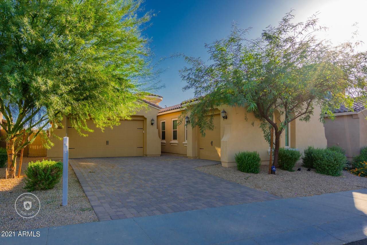 14661 Pasadena Avenue - Photo 1