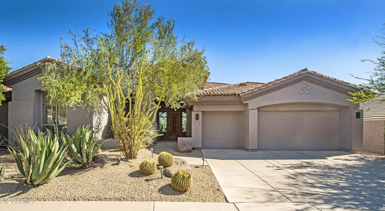 9239 Sunset Ridge - Photo 1