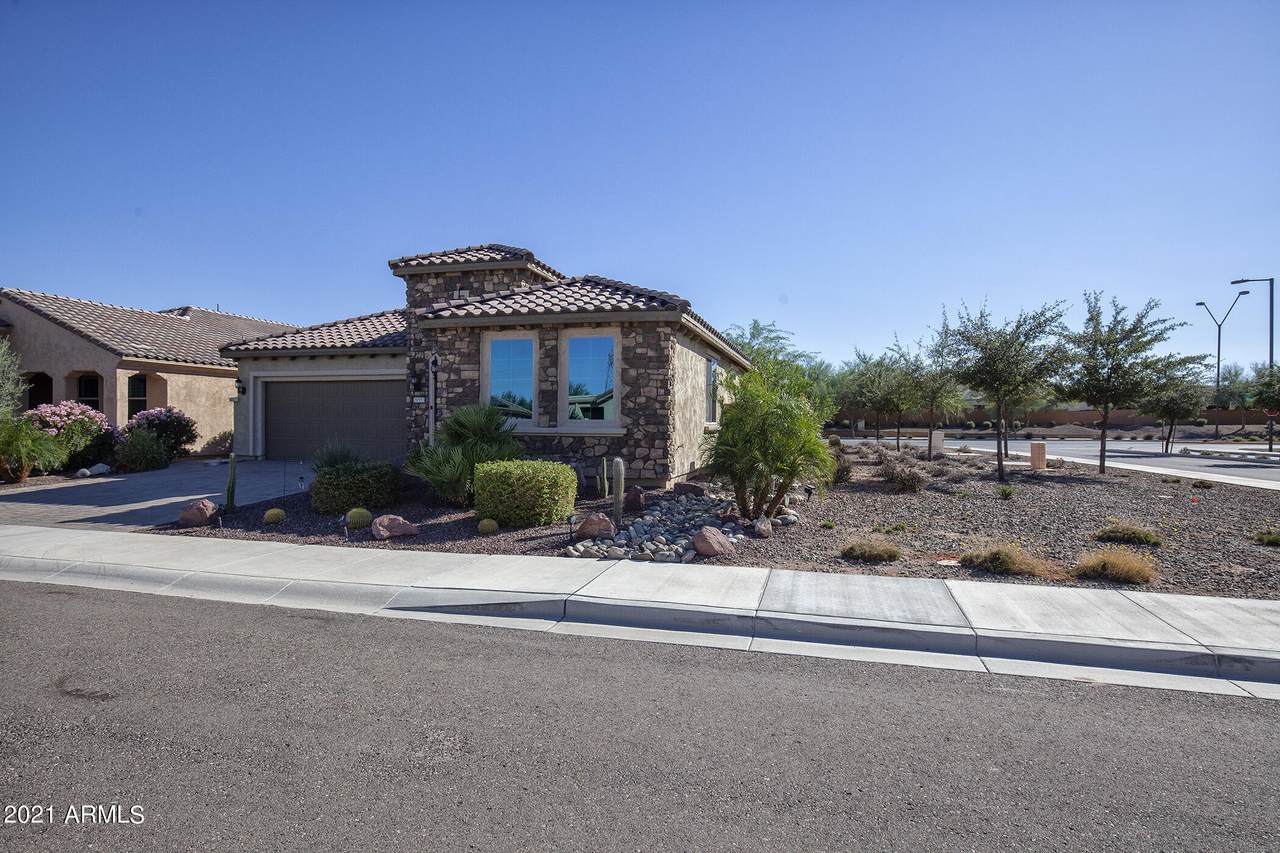 20553 274TH Avenue - Photo 1