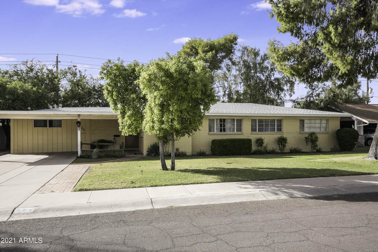 323 Elm Street - Photo 1