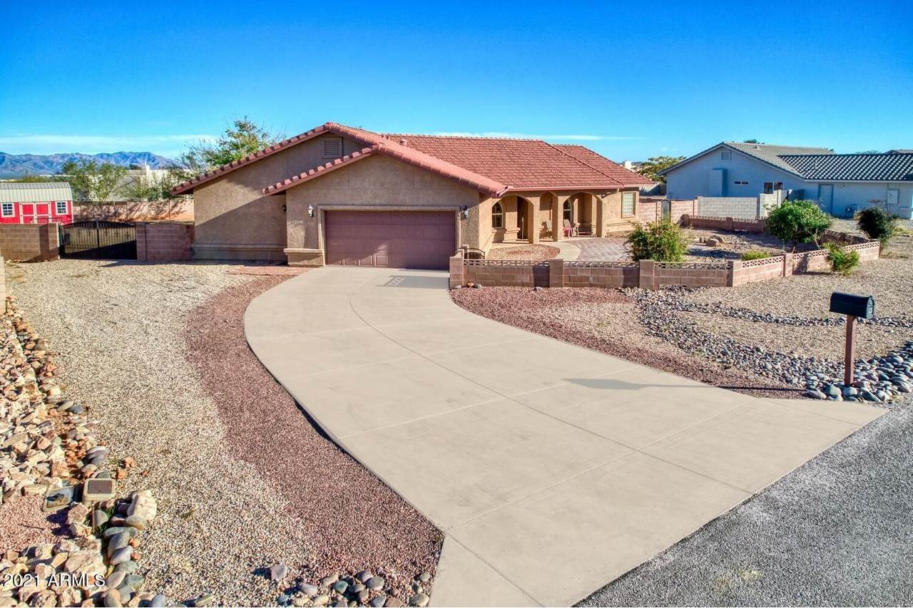 4243 Bottle Brush Lane - Photo 1