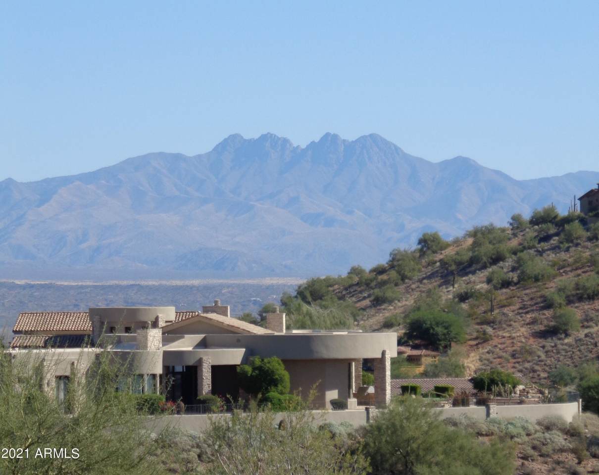 10043 Palisades Boulevard - Photo 1