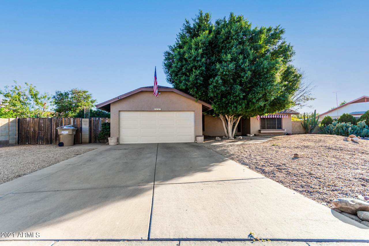 8117 Wood Drive - Photo 1