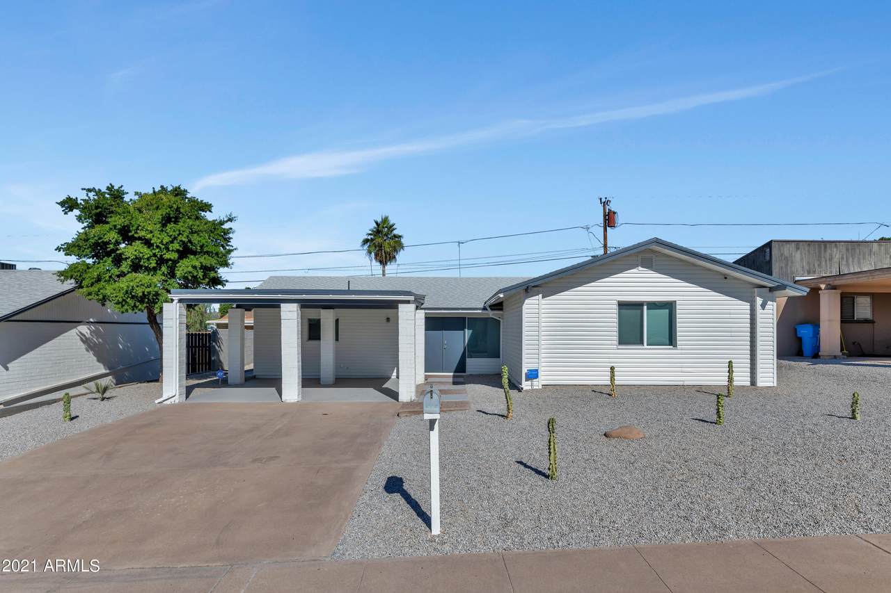 1322 Townley Avenue - Photo 1
