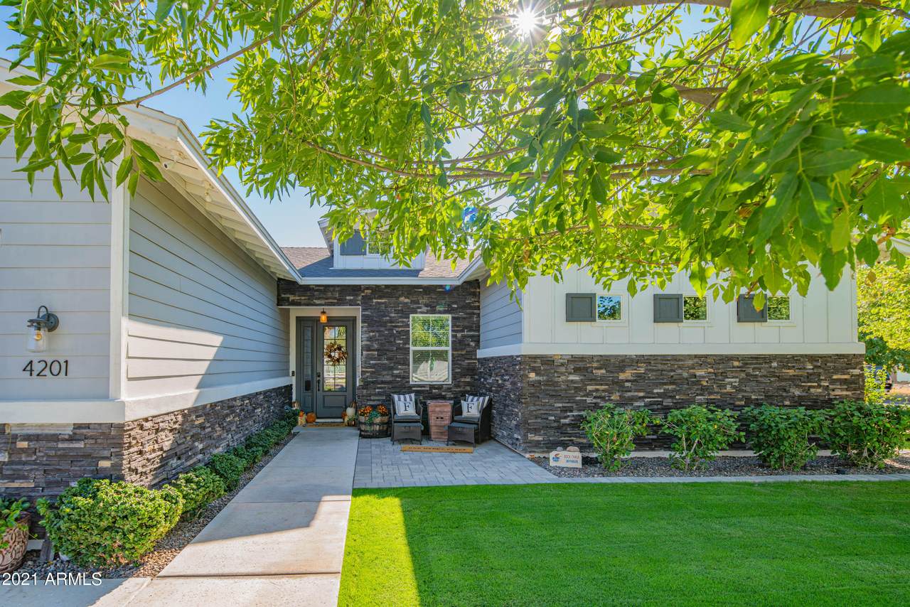 4201 Cheery Lynn Road - Photo 1