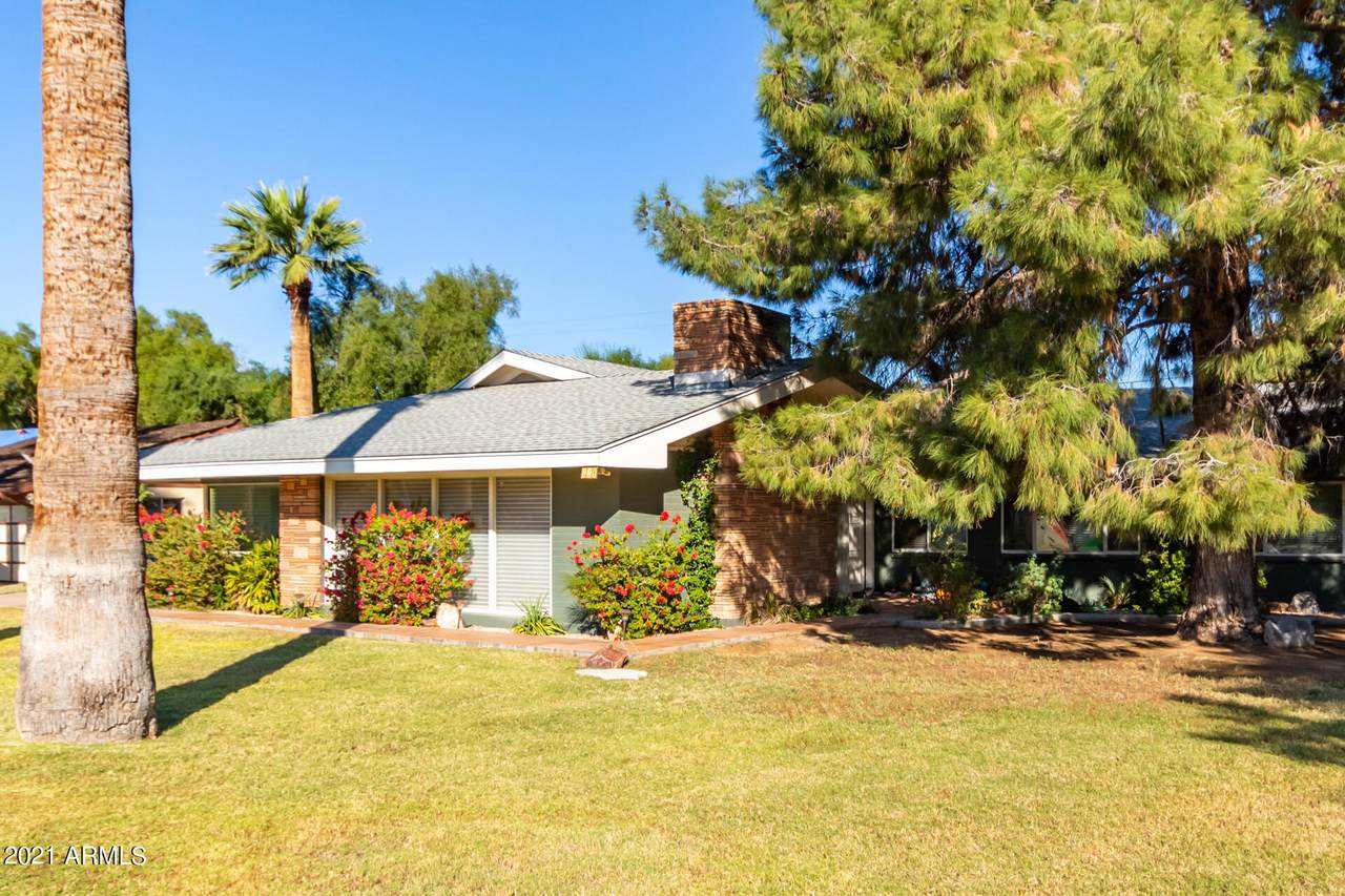 218 Harmont Drive - Photo 1