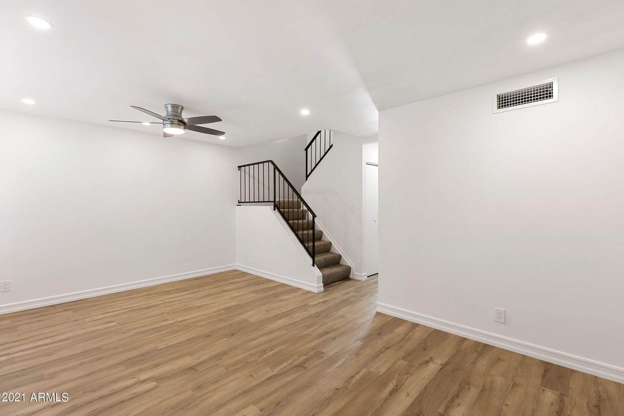 225 Standage Street - Photo 1
