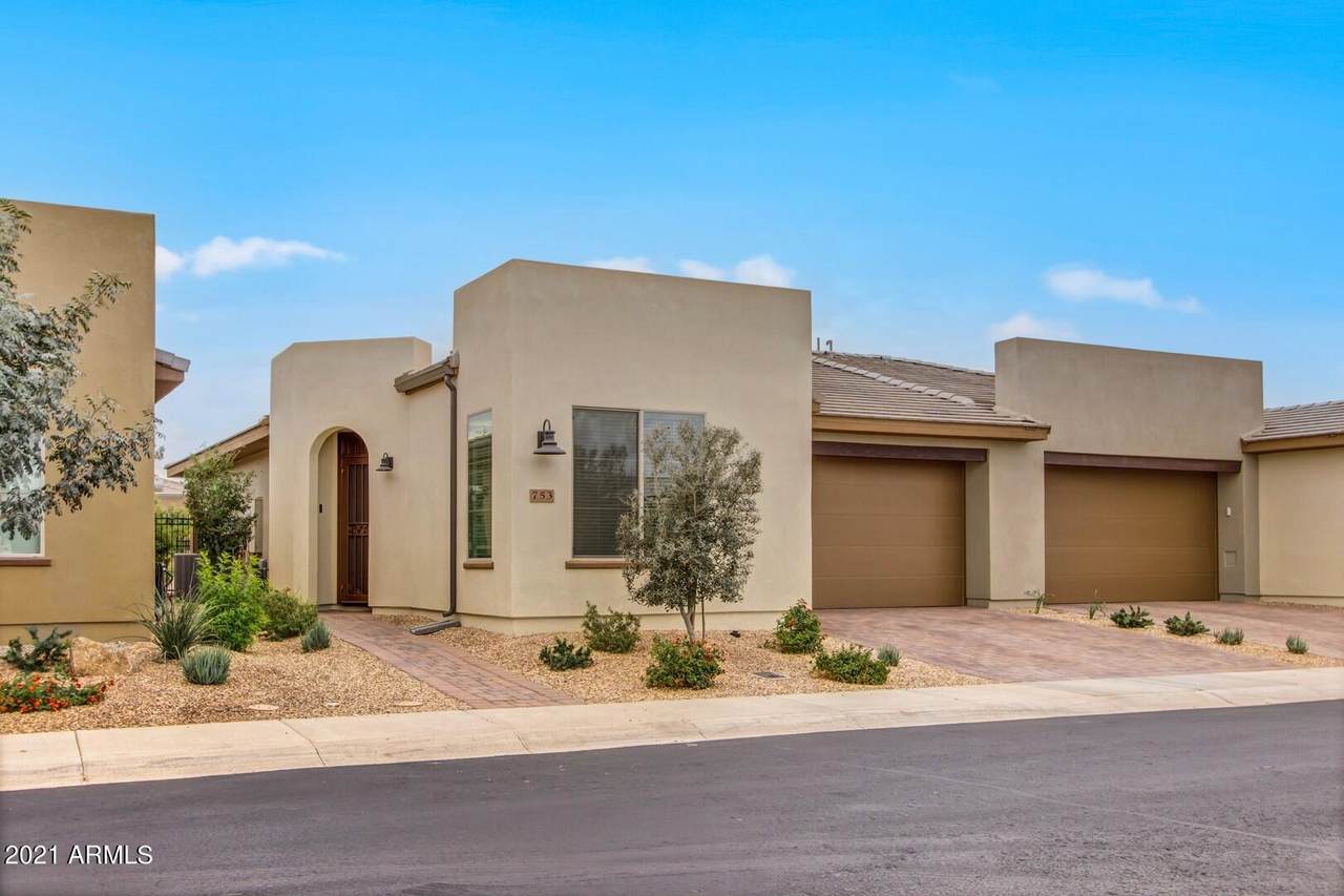 753 Cobble Stone Drive - Photo 1