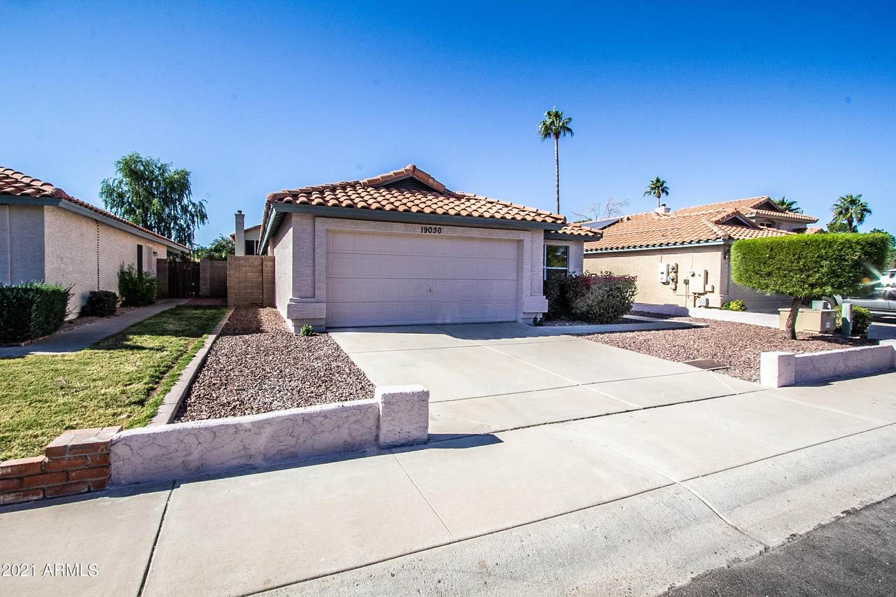 19030 76th Avenue - Photo 1